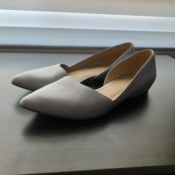 Naturalizer Samantha Flats in Blue Leather, Size 9M - Picture 1 of 5